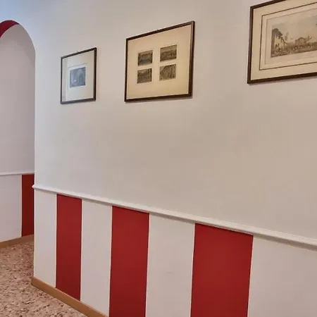 Altido Homey Flat With Balcony In Historical Centre Apartamento Milán